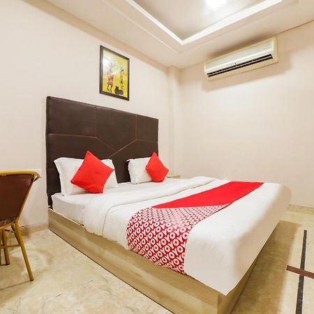 Hotel Sterling Inn, Nové Dillí Exteriér fotografie