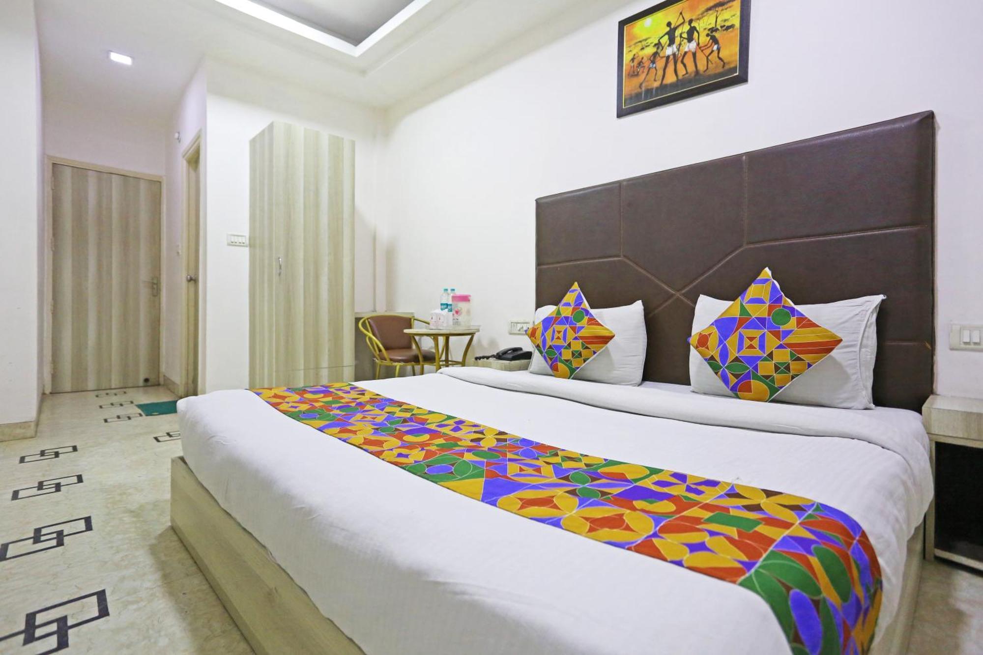 Hotel Sterling Inn, Nové Dillí Pokoj fotografie